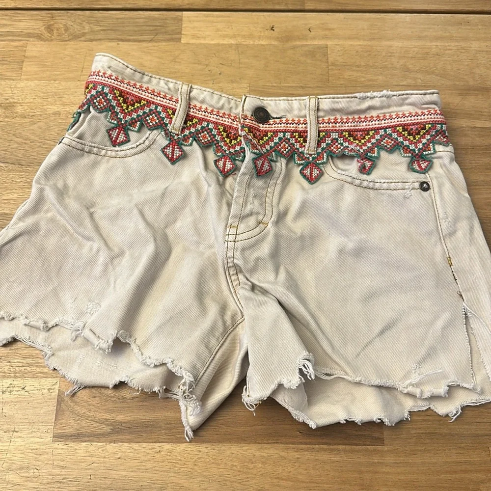 FREE PEOPLE We The Free Aztek Borderline denim shorts